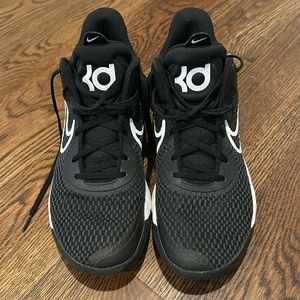 Nike Men's KD Trey 5 IX Basketball Shoes in Black, Size 11